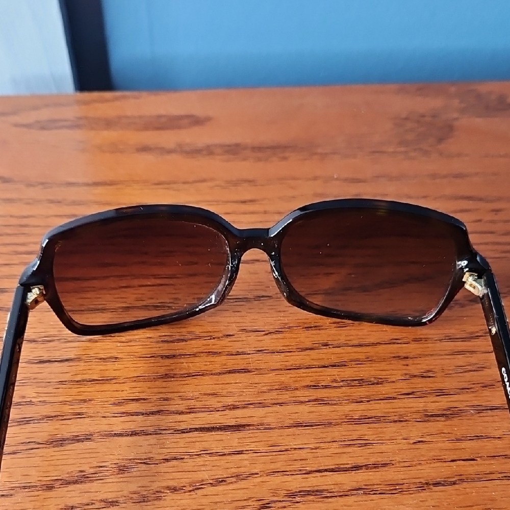 Coach Rectangular Tortoise Shell Sunglasses - Picture 6 of 12